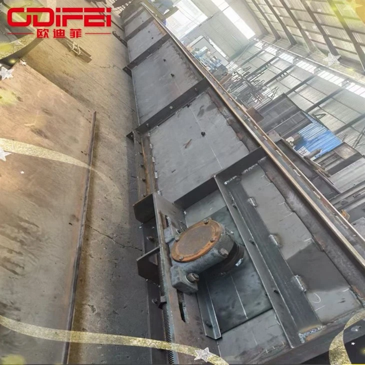 Embedded scraper conveyor (5)